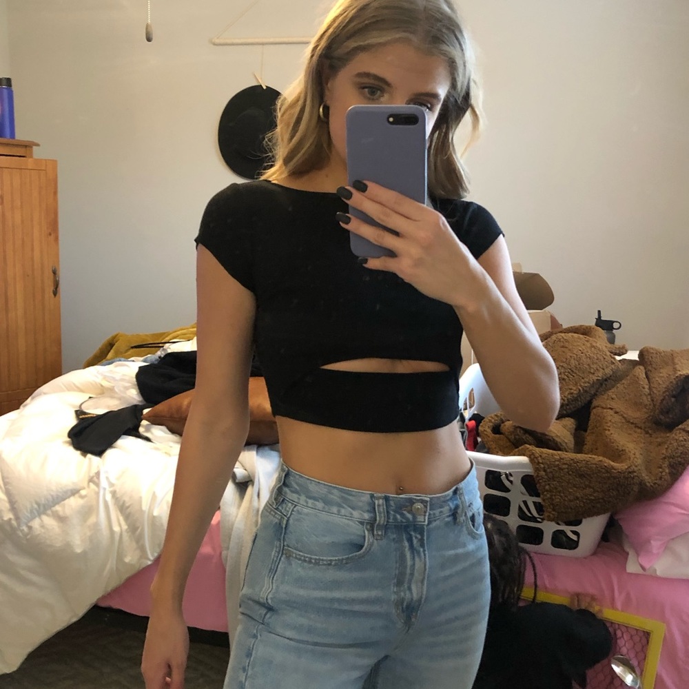 crop top with detailing
